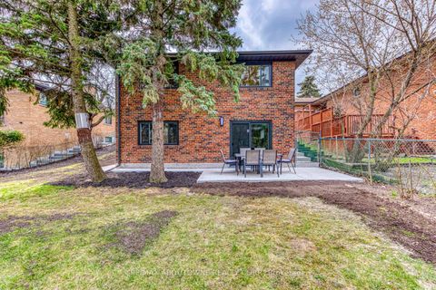 Photo 48 at 7 Ivybridge Drive, West Deane, Toronto