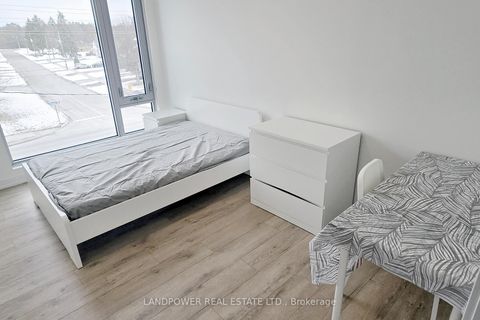 Photo 34 at 313 - 1800 Simcoe Street N, Samac, Oshawa