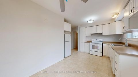 Photo 11 at 7 Brazil Gate, Humber Summit, Toronto