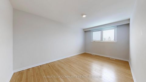 Photo 18 at 7 Brazil Gate, Humber Summit, Toronto