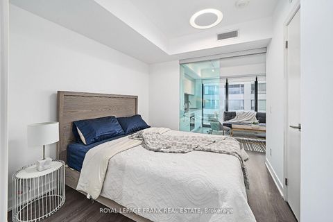 Photo 13 at 2005 - 188 Cumberland Street, Annex, Toronto