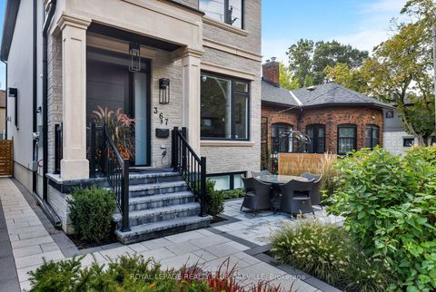 Photo 2 at 367 Manor Road E, Mount Pleasant East, Toronto