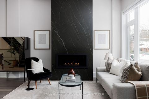 Photo 6 at 367 Manor Road E, Mount Pleasant East, Toronto