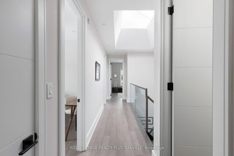 Photo 34 at 367 Manor Road E, Mount Pleasant East, Toronto