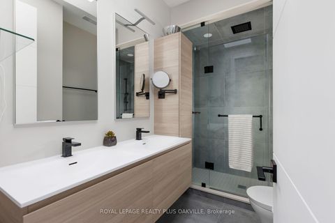 Photo 39 at 367 Manor Road E, Mount Pleasant East, Toronto