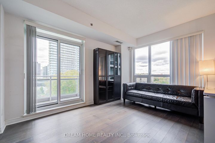 Photo 12 at 721 - 2756 Old Leslie Street, Bayview Village, Toronto