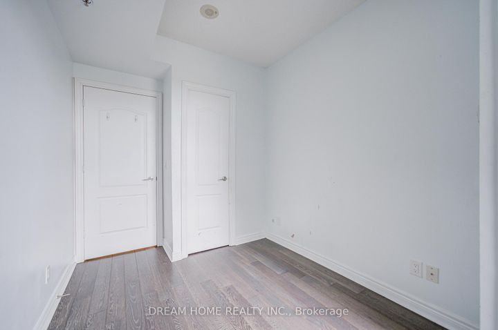 Photo 19 at 721 - 2756 Old Leslie Street, Bayview Village, Toronto