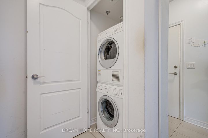 Photo 25 at 721 - 2756 Old Leslie Street, Bayview Village, Toronto