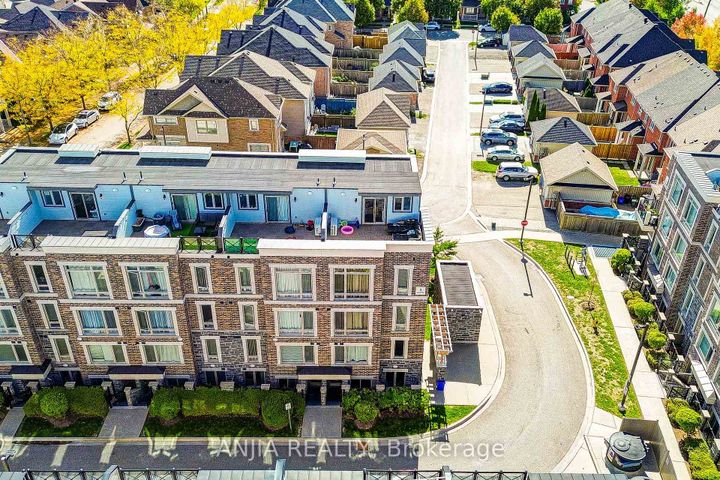 Photo 10 at 1205 - 11 Dunsheath Way, Cornell, Markham