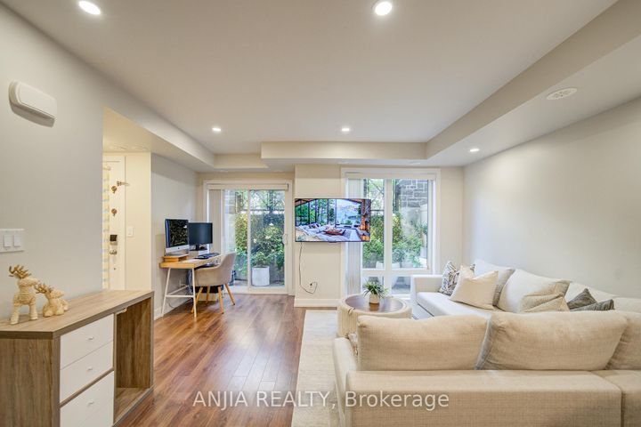 Photo 18 at 1205 - 11 Dunsheath Way, Cornell, Markham