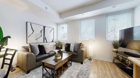 Photo 1 at 59 - 68 Winston Park Boulevard, CFB, Toronto