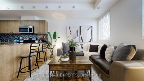 Photo 3 at 59 - 68 Winston Park Boulevard, CFB, Toronto