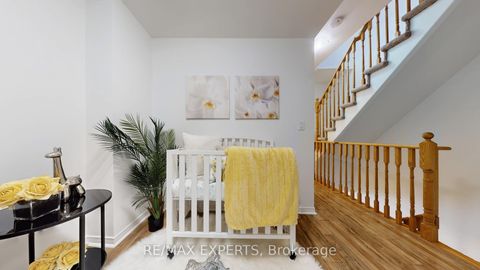 Photo 15 at 59 - 68 Winston Park Boulevard, CFB, Toronto