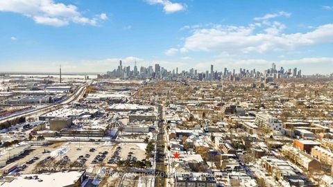 Photo 35 at 914 Eastern Avenue, Coxwell, Toronto