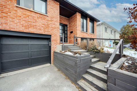 Photo 7 at 26 Beckett Avenue, Holland Landing, East Gwillimbury