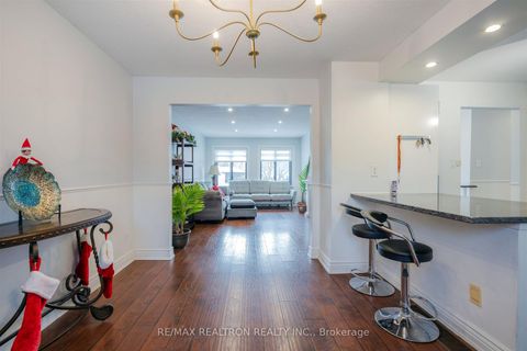 Photo 16 at 26 Beckett Avenue, Holland Landing, East Gwillimbury