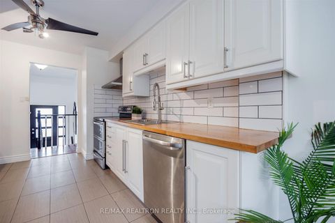 Photo 19 at 26 Beckett Avenue, Holland Landing, East Gwillimbury