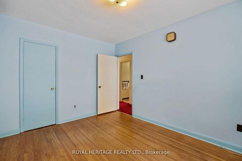 Photo 19 at 178 Ellendale Drive, Dorset Park, Toronto