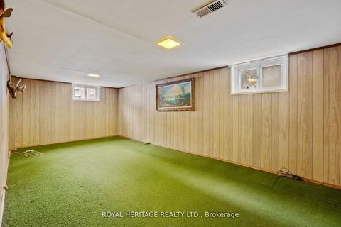 Photo 32 at 178 Ellendale Drive, Dorset Park, Toronto