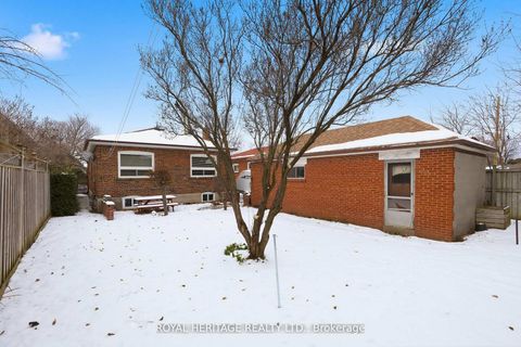 Photo 40 at 178 Ellendale Drive, Dorset Park, Toronto