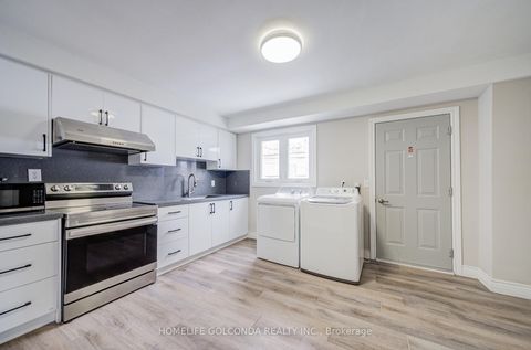 Photo 6 at 59 Wolseley Street, Chinatown, Toronto