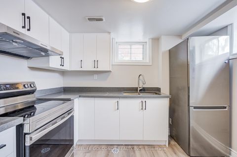 Photo 18 at 59 Wolseley Street, Chinatown, Toronto