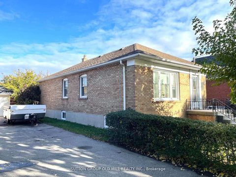 Photo 2 at 36 Alden Avenue, Mimico, Toronto