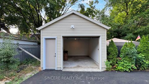 Photo 44 at 123 Lawrence Avenue W, Lawrence Park North, Toronto