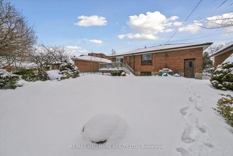 Photo 35 at 7 Rutledge Avenue, Eglinton East, Toronto