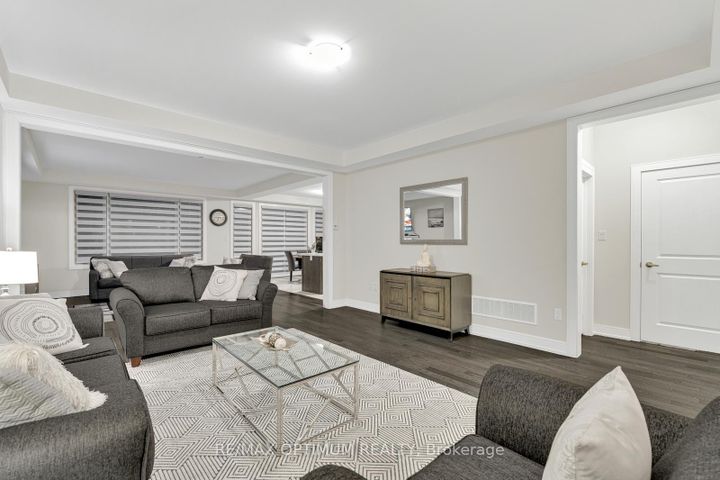 Photo 4 at 9 Bergin Street, Credit Valley, Brampton