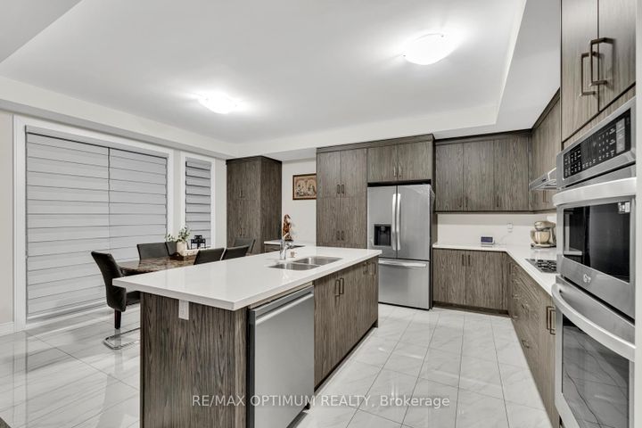 Photo 11 at 9 Bergin Street, Credit Valley, Brampton