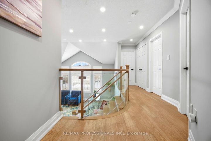 Photo 23 at 194 Fandango Drive, Credit Valley, Brampton