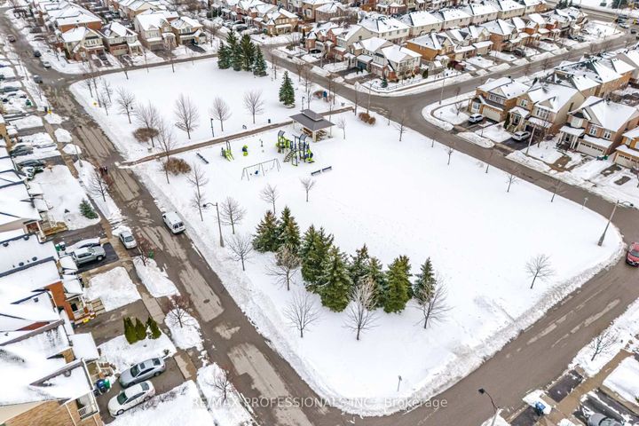 Photo 48 at 194 Fandango Drive, Credit Valley, Brampton