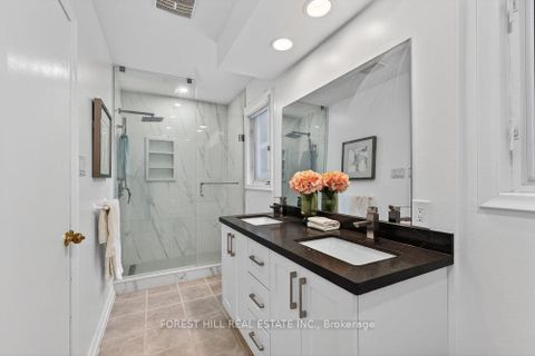 Photo 25 at 291 Newton Drive, Newtonbrook East, Toronto