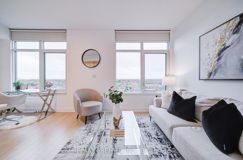 Photo 12 at 919 - 12 Woodstream Boulevard, Vaughan Grove, Vaughan