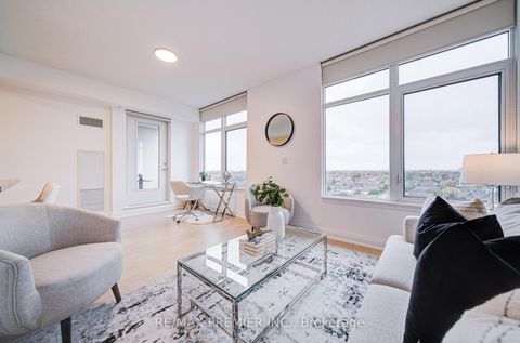 Photo 13 at 919 - 12 Woodstream Boulevard, Vaughan Grove, Vaughan