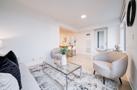 Photo 14 at 919 - 12 Woodstream Boulevard, Vaughan Grove, Vaughan