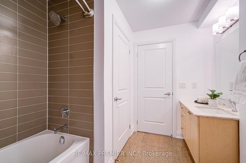 Photo 21 at 919 - 12 Woodstream Boulevard, Vaughan Grove, Vaughan