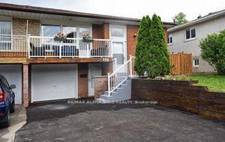 Photo 0 at 155 Edmonton Drive, Pleasant View, Toronto