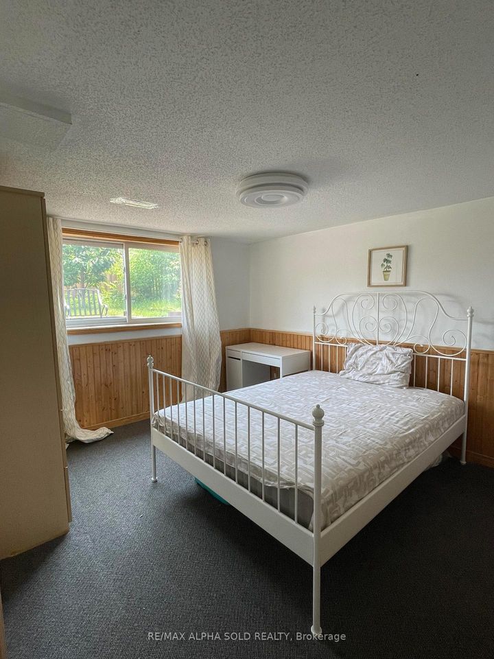 Photo 8 at 155 Edmonton Drive, Pleasant View, Toronto