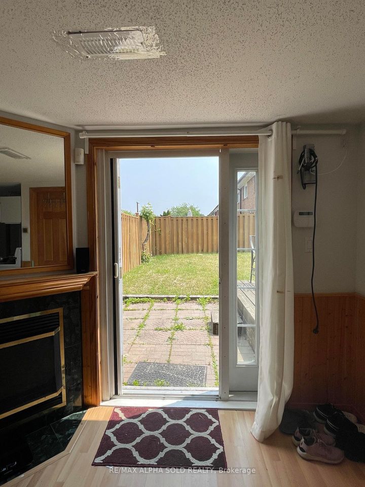 Photo 10 at 155 Edmonton Drive, Pleasant View, Toronto