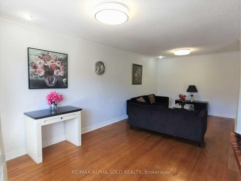 Photo 3 at 155 Edmonton Drive, Pleasant View, Toronto