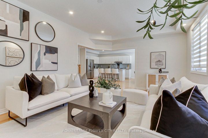 Photo 20 at 3362 Post Road E, GO Glenorchy, Oakville