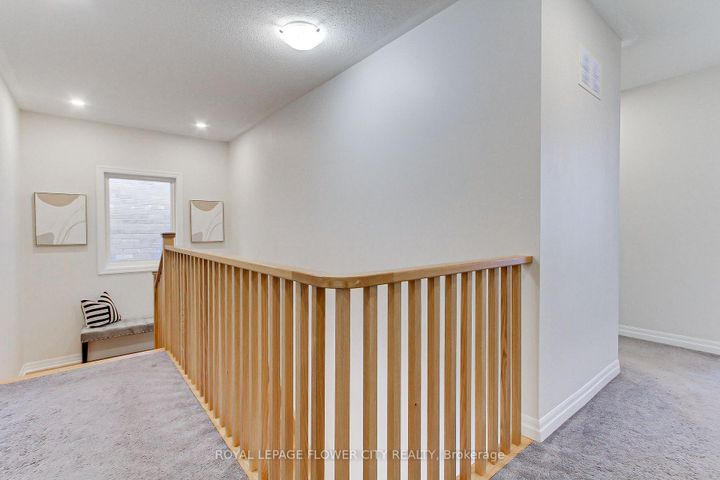 Photo 24 at 3362 Post Road E, GO Glenorchy, Oakville