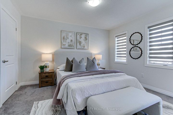 Photo 37 at 3362 Post Road E, GO Glenorchy, Oakville