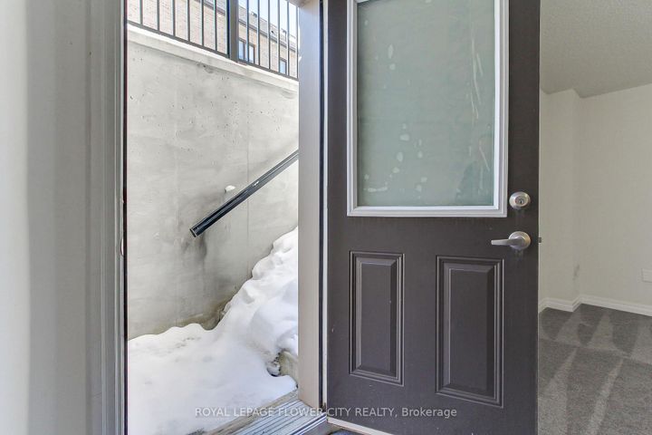 Photo 47 at 3362 Post Road E, GO Glenorchy, Oakville