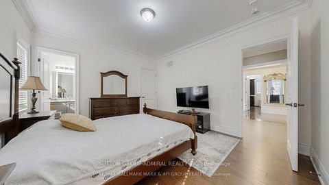 Photo 34 at 109 Farrell Road, Patterson, Vaughan