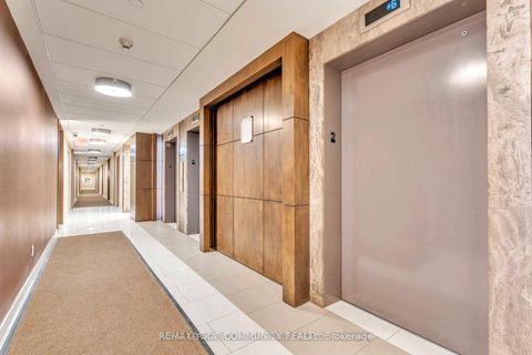 Photo 20 at 420 - 75 Norman Bethune Avenue, Beaver Creek Business Park, Richmond Hill