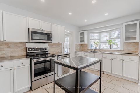 Photo 3 at 62 O'Shaughnessy Crescent, Holly, Barrie