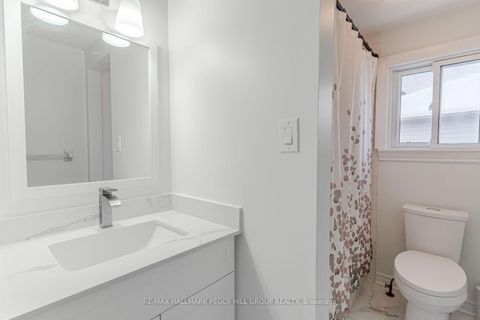 Photo 11 at 62 O'Shaughnessy Crescent, Holly, Barrie